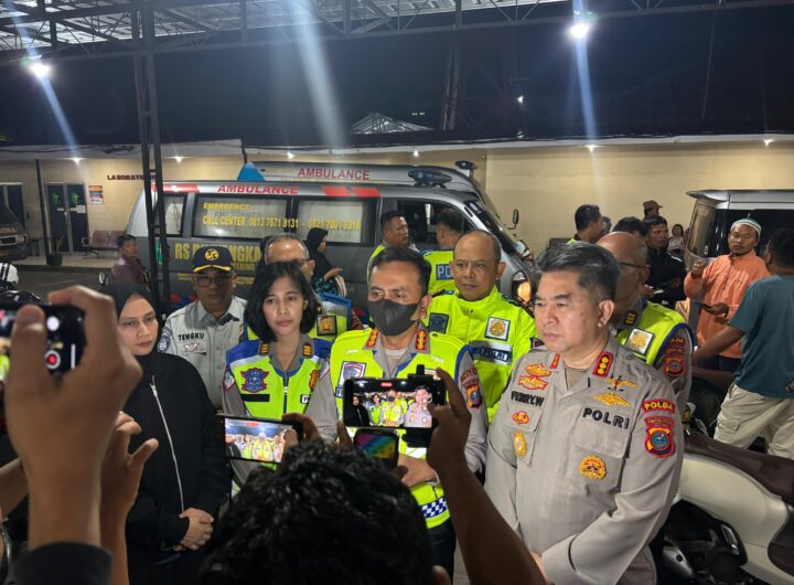 9 Penumpang Meninggal Dunia,  KA Tabrak Mobil Avanza di Tebing Tinggi 