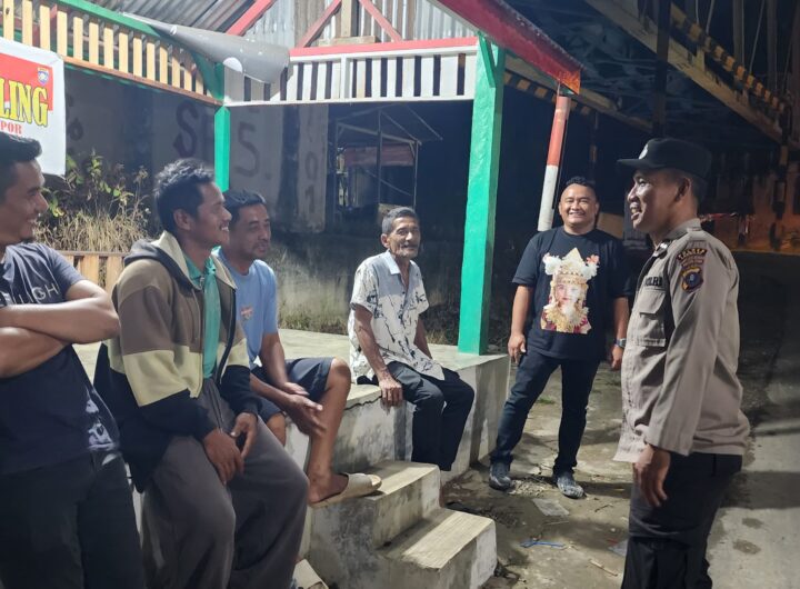 Patroli Malam Intensif, Polsek Besitang Sisir Titik Rawan dan Perkuat Pos Kamling
