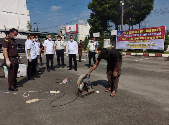 Kejari Binjai Musnahkan Sabu 1 Kg, Vonis 12 Tahun Tuai Sorotan Akademisi