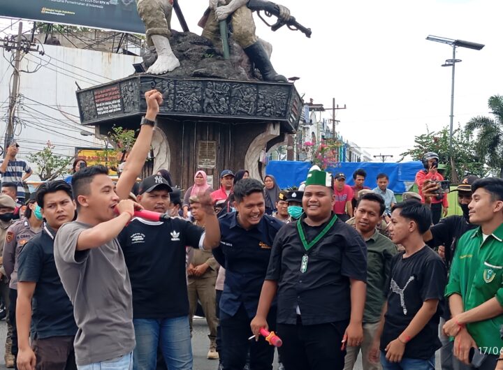 Rupiah Melelah, Aliansi Mahasiswa dan Rakyat Kota Binjai Bersatu Gelar Aksi Unjuk Rasa, Soroti Kenaikan Harga BBM dan Pemadaman PLN