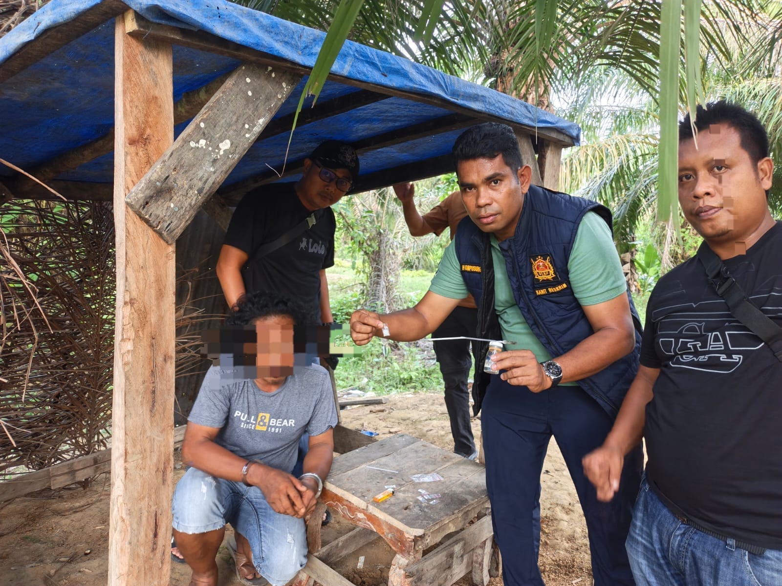 Polres Langkat Bongkar Sarang Narkoba di Tengah Kebun Sawit, Barak Dibakar, Satu Tersangka Diamankan