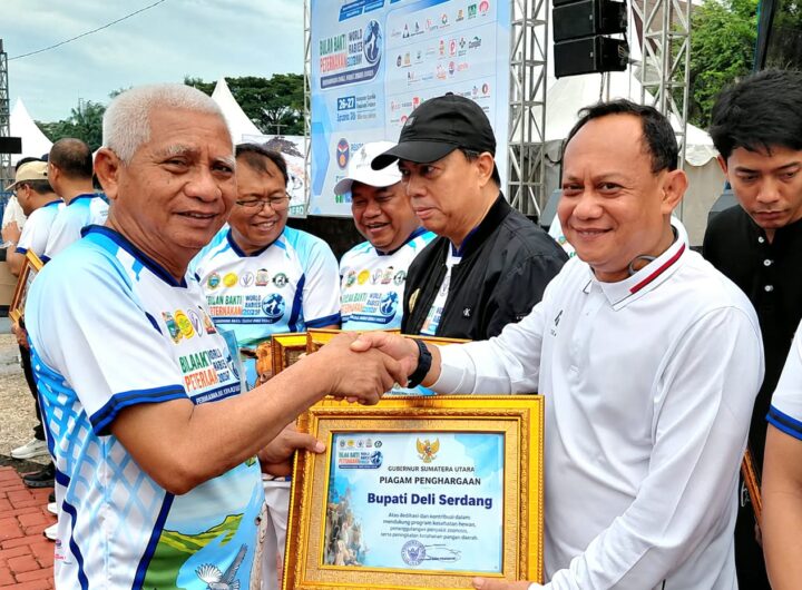 Rekor Muri Vaksinasi Rabies Meledak! Bobby Nasution Ganjar Bupati Deli Serdang Penghargaan