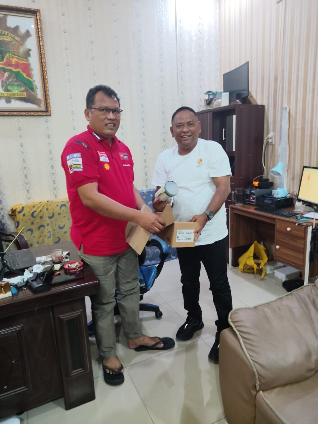 Dermawan Pengusaha Sakti Cafe Serahkan CCTV ke BPBD Binjai, Rudi Iskandar: Ini Mata Tambahan untuk Keselamatan Warga