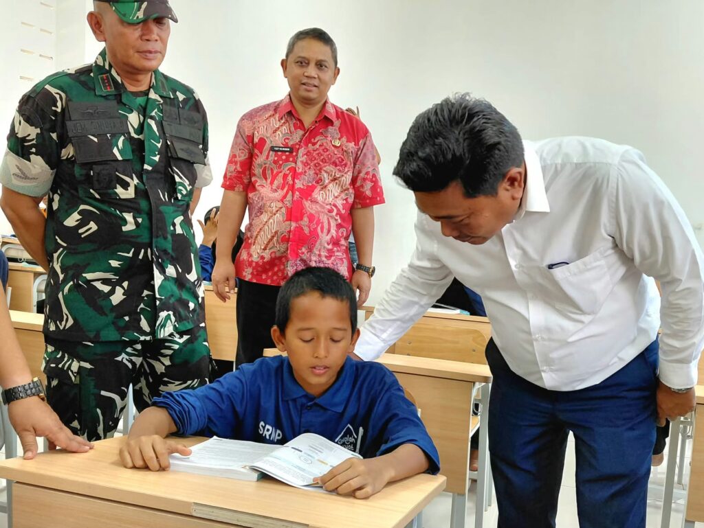 Wabup Lom Lom Kunjungi Sekolah Rakyat Deli Serdang, Pendidikan Anak Kurang Mampu Jadi Sorotan