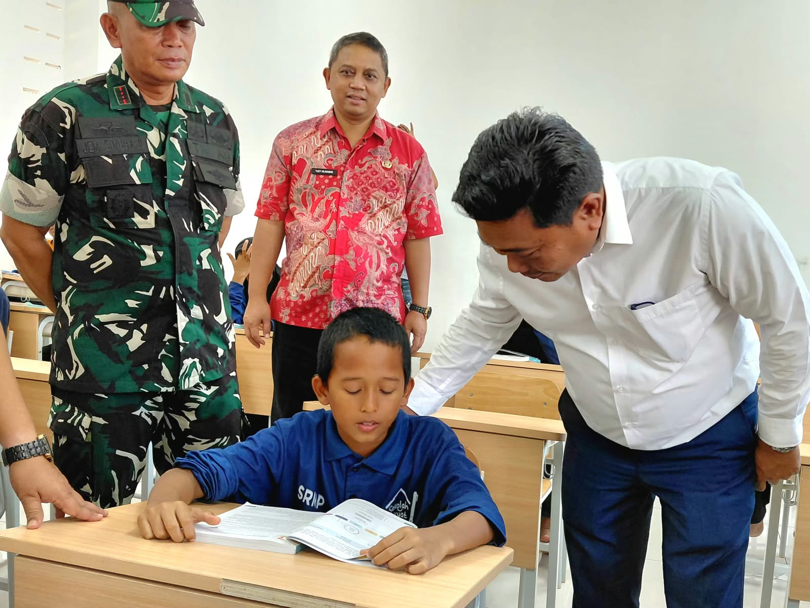 Wabup Lom Lom Kunjungi Sekolah Rakyat Deli Serdang, Pendidikan Anak Kurang Mampu Jadi Sorotan