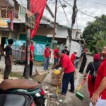 Sambut Sumpah Pemuda ke-98, PDI Perjuangan Binjai Turun ke Kampung Tanjung: Bersihkan Sampah, Warga Sekalian Curhat